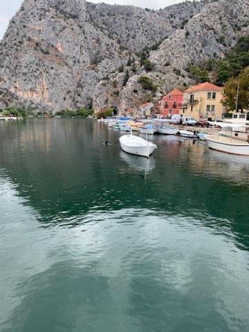 Sea View Panorama Apartment L Omiš Kültér fotó